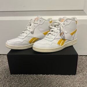 Reebok White and Yellow Women's Sneakers